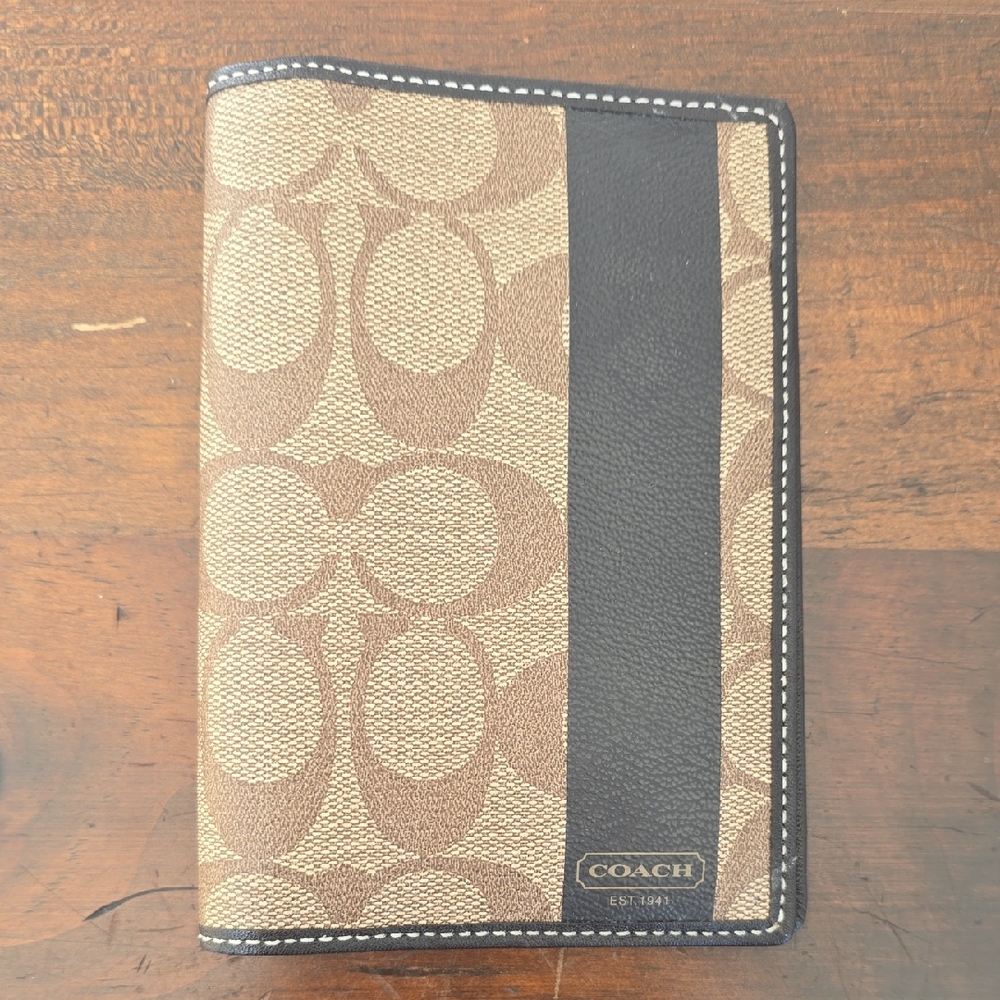 Coach Classic C Pattern Passport Holder